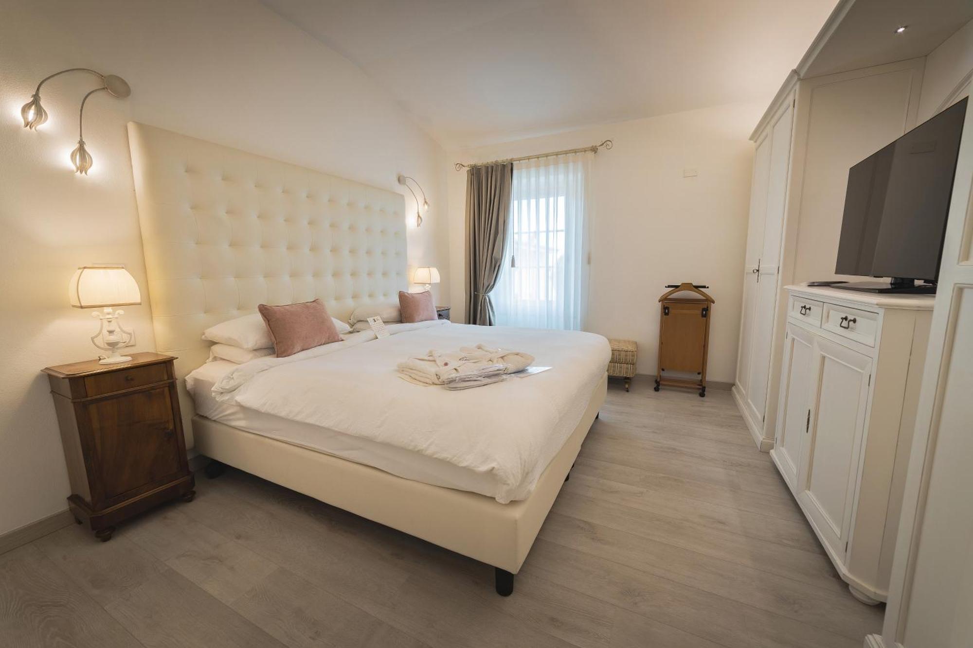 Hotel Villa Florida & Suite Apartments Gardone Riviera Extérieur photo