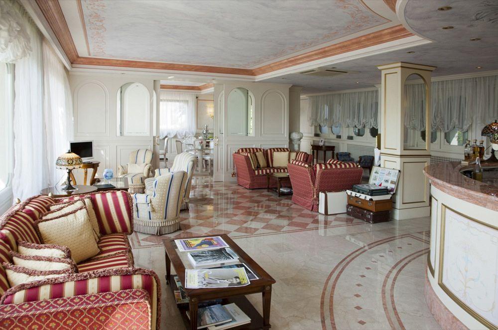 Hotel Villa Florida & Suite Apartments Gardone Riviera Extérieur photo